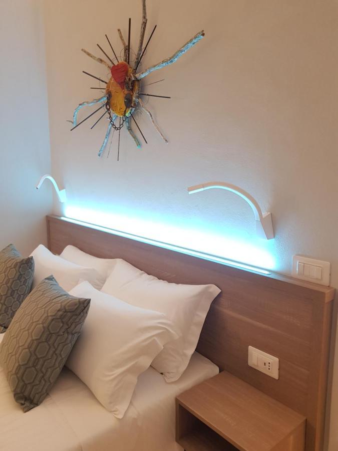 ויאסטה Dimora Del Cuore Guest House In Centro מראה חיצוני תמונה