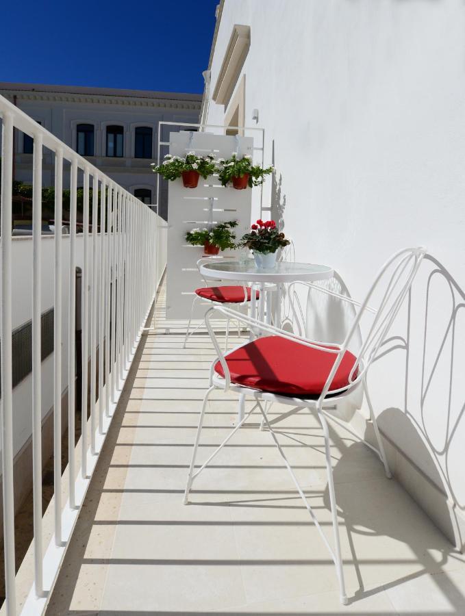 ויאסטה Dimora Del Cuore Guest House In Centro מראה חיצוני תמונה